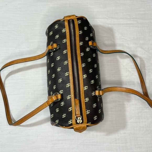 Dooney & Bourke Signature Brown Leather Barrel Bag / Purse - Picture 4 of 11